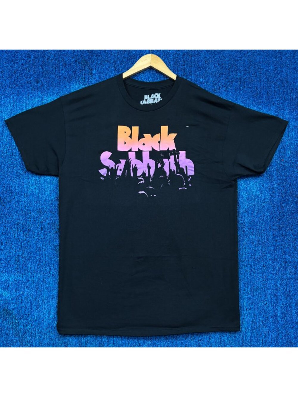 Black Sabbath Ozzy Ozbourne Tribute Crowd Goth Metal Tee XL